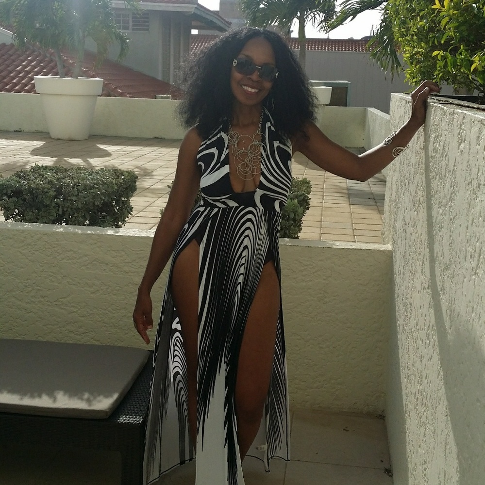 Cute summer dress / swimsuit cover up